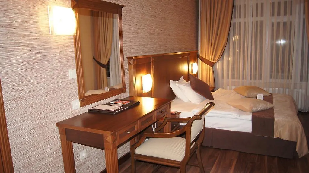 Elit Palas Hotel Ankara 4*,